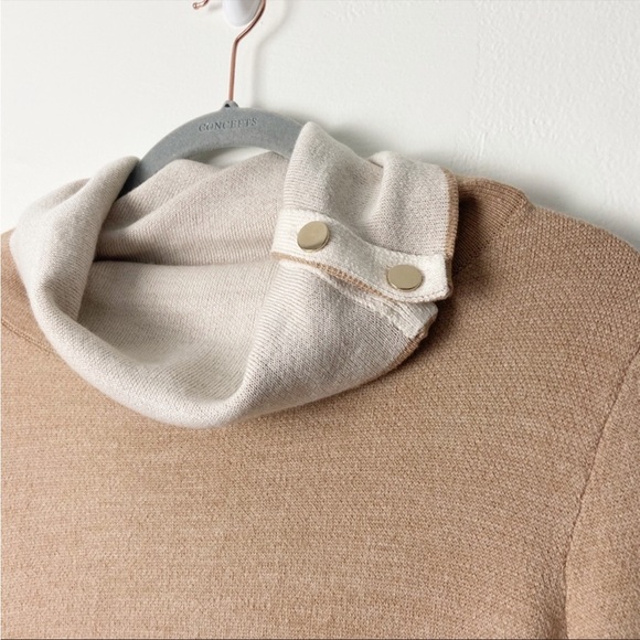 ANN TAYLOR • Women’s Tan/Cream Cowl Neck Gold Button Detail Tunic Sweater XS - Picture 4 of 4